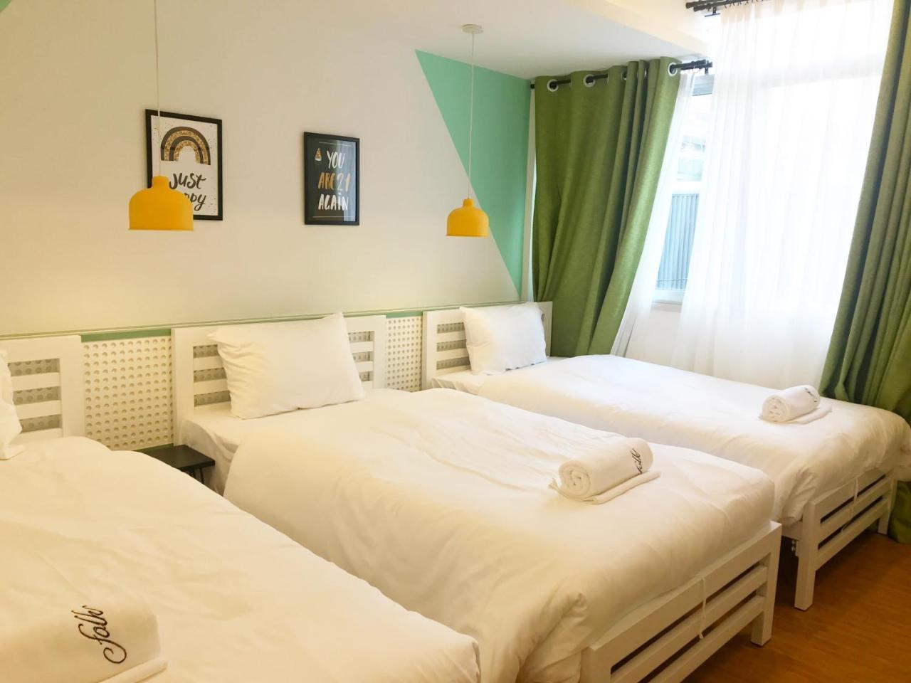 Folk Poshtel Asok Hostel Bangkok