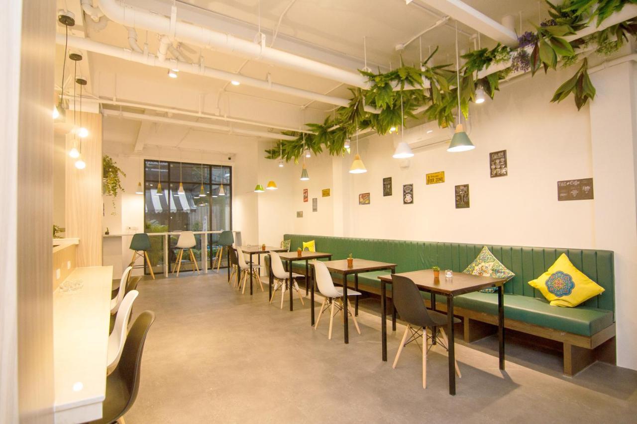 Folk Poshtel Asok Hostel *